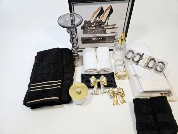 Black and white Gucci-Bath Set