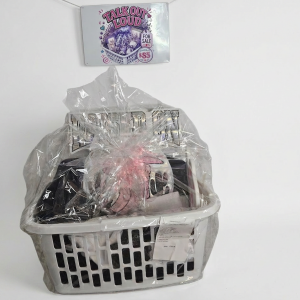 Black, White and Pink Country Girl-Bath Set - Image 3
