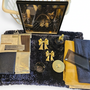 Blue and gold Chanel-Bath Set - Image 2