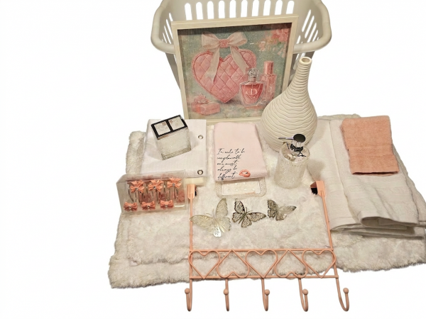 Pink and White Dior-Bath Set